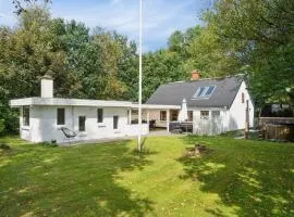 Lovely Home In Thyholm With Sauna