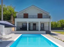 Gorgeous Home In Smokovic