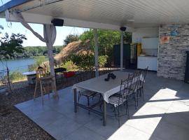 Duna Escape, hotel din Basarabi