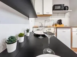 Studio Centre Ville proche TRAM & Port, Wifi Gratuit