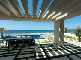 Adria Resort SEAFRONT Villa C Private Pool Pet Friendly