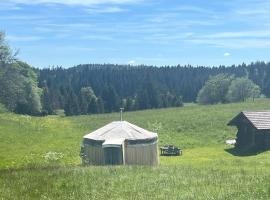 Séjours nature et bien être en YOURTE, tente de luxe à La Pesse