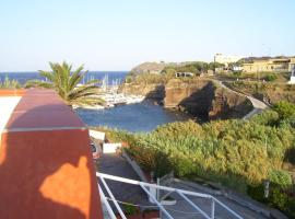 Villa a Ventotene, khách sạn ở Scoglio la Nave