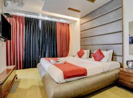 Hotel Shubham Suites, hotel v destinaci Tháné