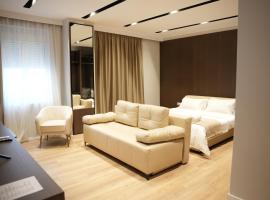 Hotel Aquila D, hotel in Durrës