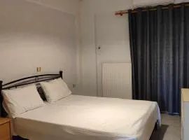 Chrisa's Apartments 2