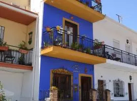 La Casita Azul