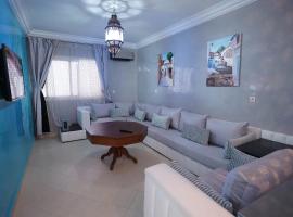 Apartment in Ryad Sofia Martil 2 bedrooms all comforts，位于迈尔提勒的酒店