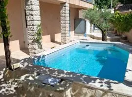Maison provençale rénovée