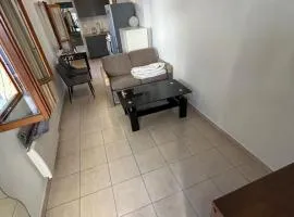 Studio 5 minutes from RER A