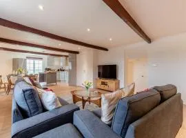 Oast View - Uk43088