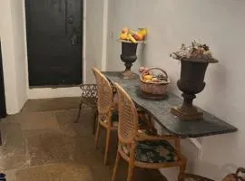Grand appartement de charme avec parking privé