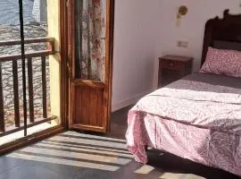 Casa Loma Manolo