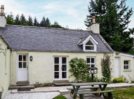 Corrennie School Cottage, hotel i Whitehouse