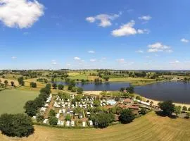 Camping, Hôtel De Plein Air Les Marins