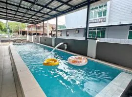 J Villa Langkawi with pool for 16 pax