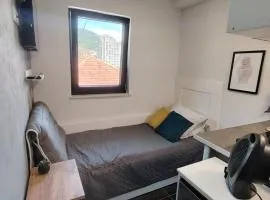 Compact Apartments for Solo Travelers