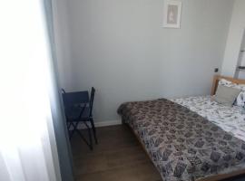 Апартаменты в Одессе у моря на Лузановке, hotel in Odessa