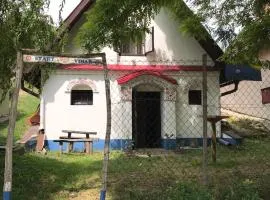 Vinný sklípek STARÝ VINAŘ