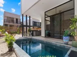 Chic Bohemian Villa with a Private Swimming Pool and Stunning Outdoor Space