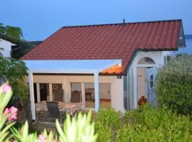 Sunny Cottage