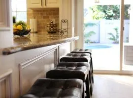 Lavish 5 Bedroom, 4 Bath Pool Home 3/4 Mile To Disney
