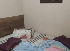 Quarto casal a 600 metros da Basílica