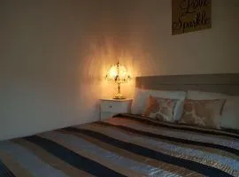 Glasgow cozy Room