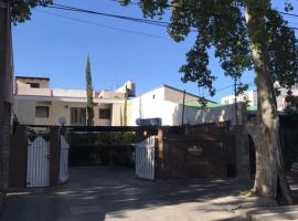 Hotel Residencial Independencia, hotel en San Rafael