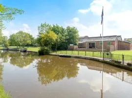 Canal View