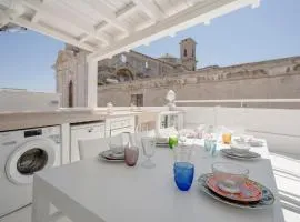 Luxury Palazzo Principessa - Elegance and History in Center