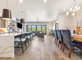 Pagoda Peaks - Modern Luxury Near Bozeman Beach