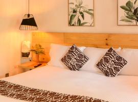 Petit Mesón (Pet Friendly Hotel), hotel v destinaci Valle de Bravo