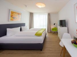 Country Inn Suitenhotel، فندق في فيردر