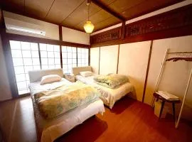 Aoshima Riverside House