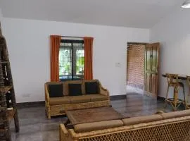 L'AZUR Studio Cottage 2, Vagator Beach GOA