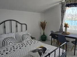 L'infini Sea View apartments Zubovići