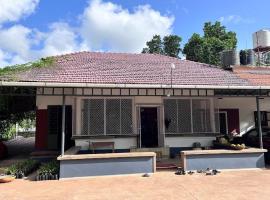 Farm Pathayapura, hotel v destinaci Nīleswaram