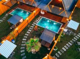 BungoRise Twin 2 Heating with Pool and Lake View