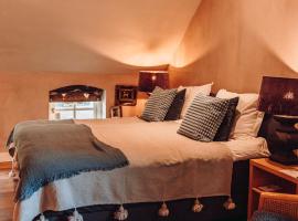 Bedandbreakfast De Vallei, kh&aacute;ch sạn golf ở Heelsum