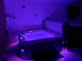 Gîtes Les Rozens, créés pour vous détendre et vous offrir une parenthèse de bonheur!, villa in Plérin