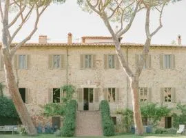 La Pescaia Resort