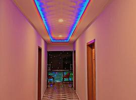 Al Mehraj hotel Murree, hotel with parking in Dargai