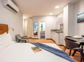 Sea Land Suites