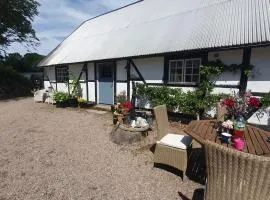 Hus på hästgård, Söderåsen!