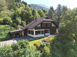 Haus Sonnenschein, hotel v destinaci Obervellach