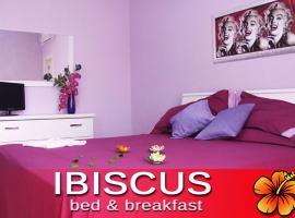 Ibiscus B&B, pansion sa uslugom doručka u gradu Kastro di Leče