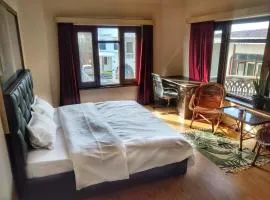 Aaramesh Homestay