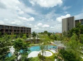 Senera Hotel and Residence
