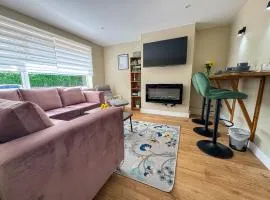 Large House Near Racecourse, City & Uni